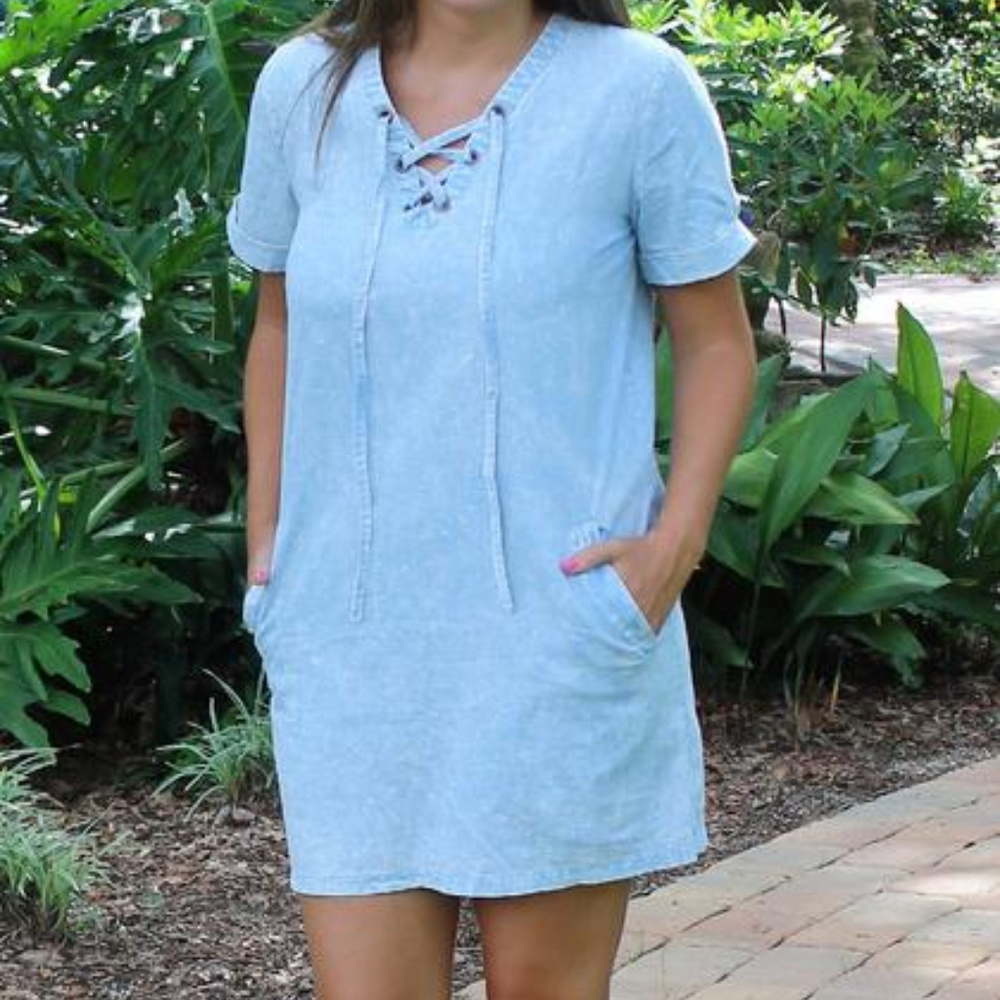 Light Blue Dress with Pockets!